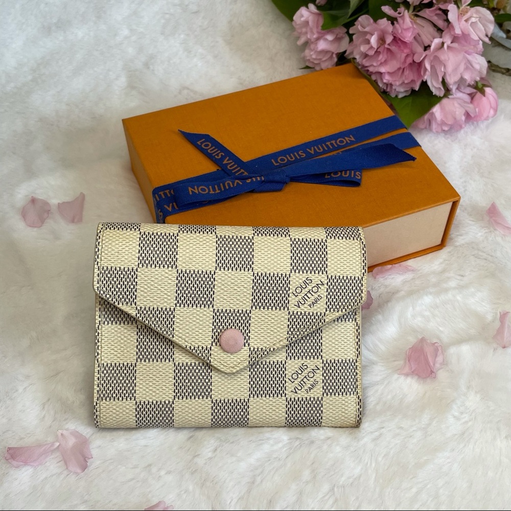 Louis Vuitton Victorine Wallet